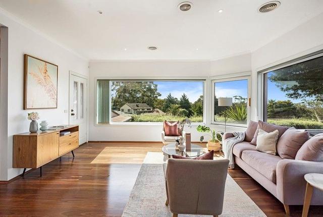 2/10 Alicudi Avenue, VIC 3199