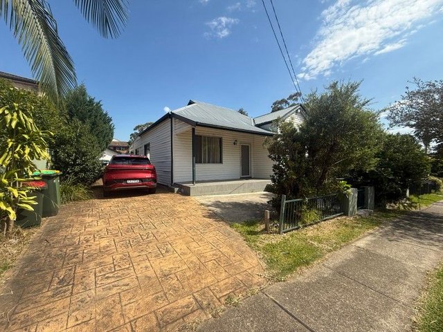 6 John  Street, NSW 2142