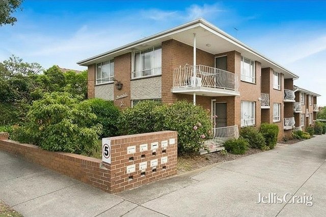8/3 Flower Street, VIC 3040