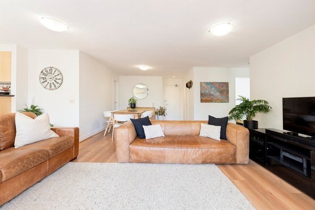 8/219 Dandenong Road, VIC 3181
