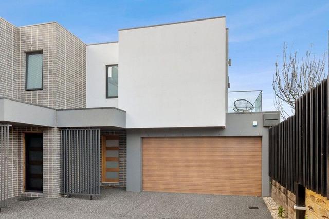 4/5 Balmoral  Crescent, VIC 3215