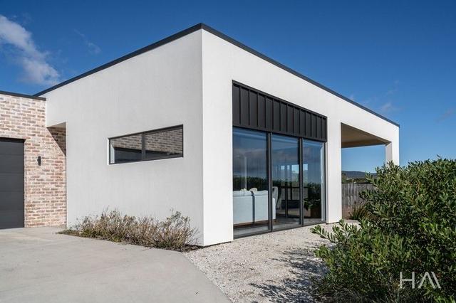 23 Beachcomber  Place, TAS 7252