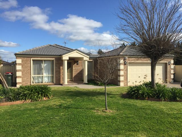 7 Little Road, NSW 2680