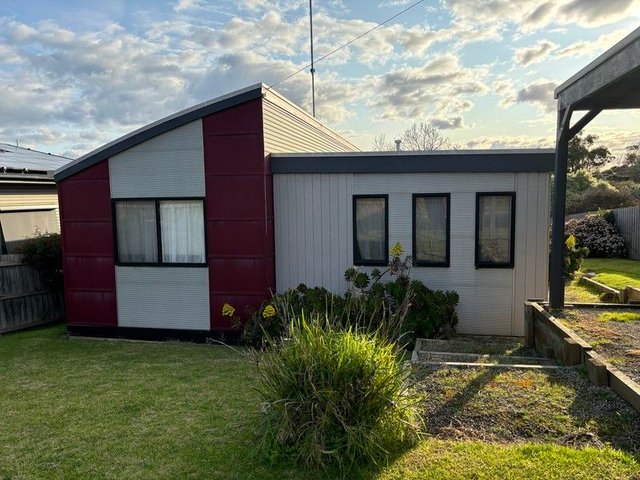 54 Field Street North, VIC 3226