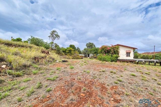 27 Hilton Road, QLD 4825