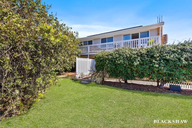 2 Moir Place, NSW 2537