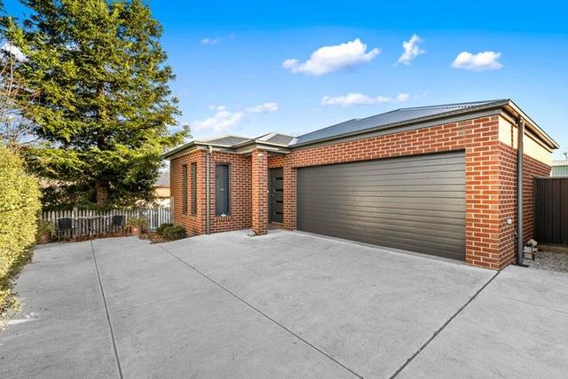 2/112A Yarrowee Parade, VIC 3350