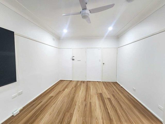 15a Uranus Road, NSW 2211
