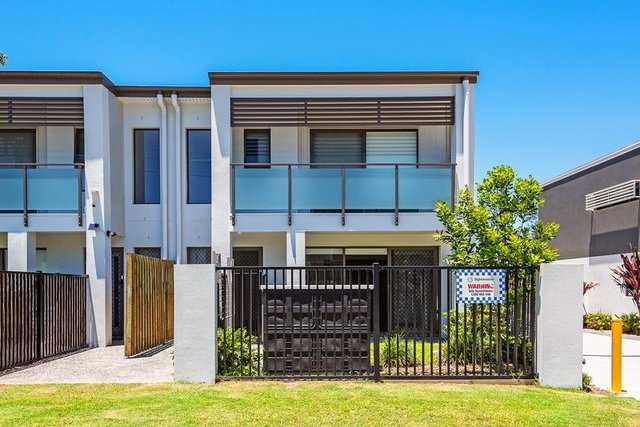 2/38 Ormskirk Street, QLD 4116