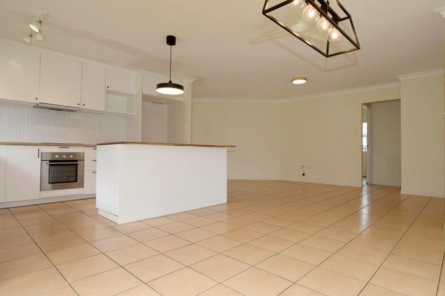 2 Links Court, QLD 4680