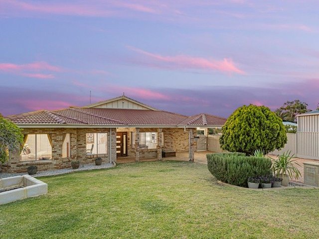 4 Lotus Close, WA 6166