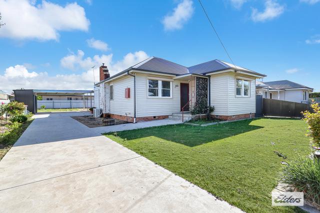 302 Gulpha Street, NSW 2640