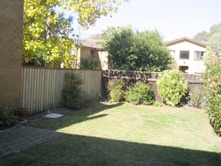 Rear garden (2005-05-18)