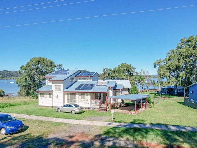 135 Canaipa Point Drive, QLD 4184