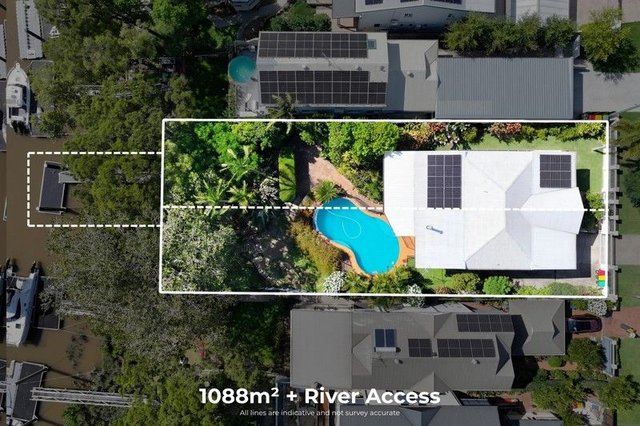 15 Vivian Street, QLD 4105