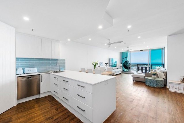 2408/1 Como Crescent, QLD 4215