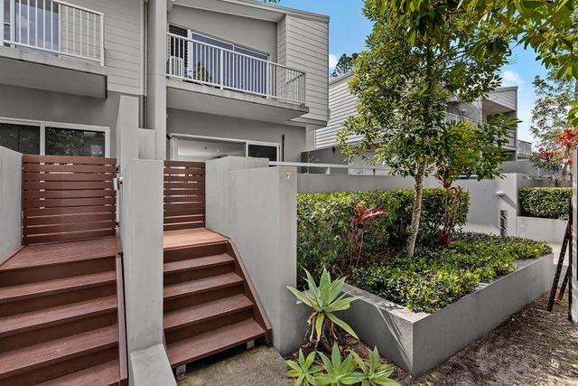 7/23 Grays Road, QLD 4051