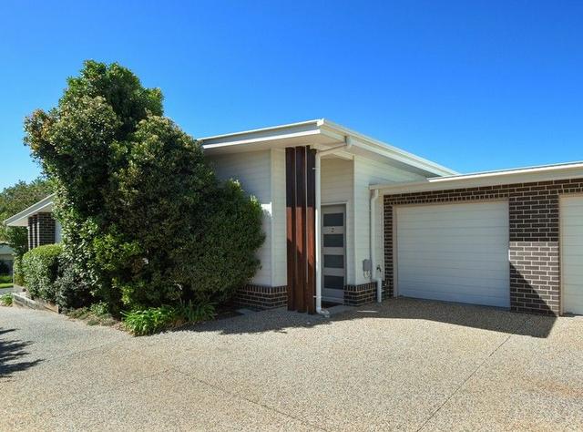 2/28 Swallow Court, QLD 4350