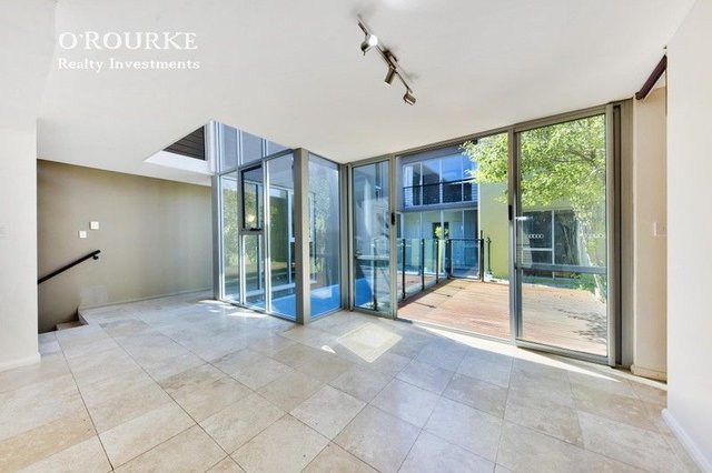 5/15 Nautilus Cres, WA 6019