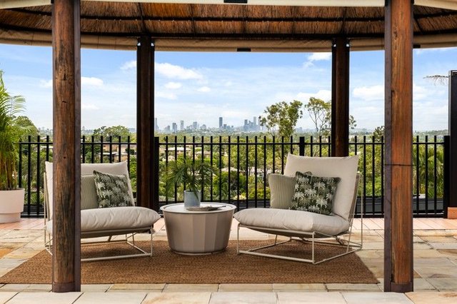 1024 South Pine Road, QLD 4053