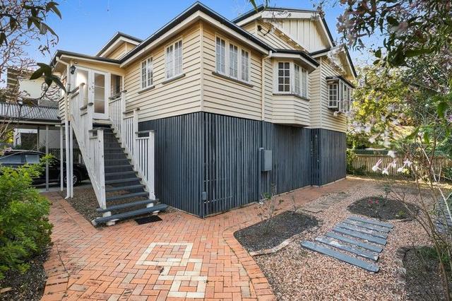7 Dewar Terrace, QLD 4075