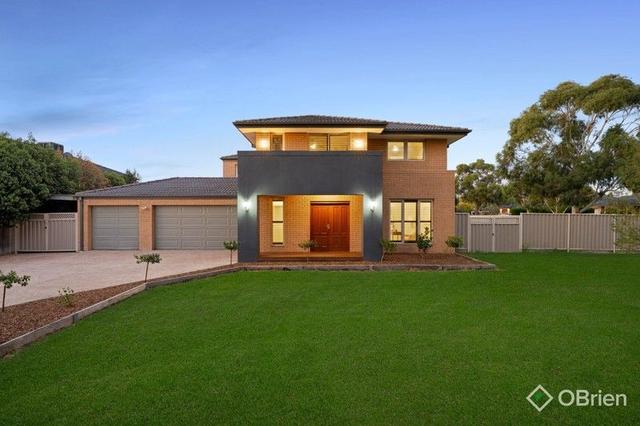 2 Holly Green Court, VIC 3804