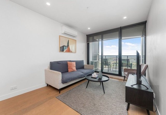 2008/1 Warde Street, VIC 3011