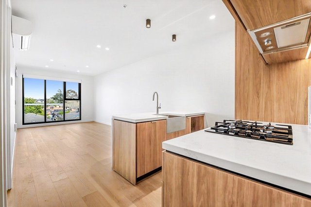 204/15-19 King Street, VIC 3188