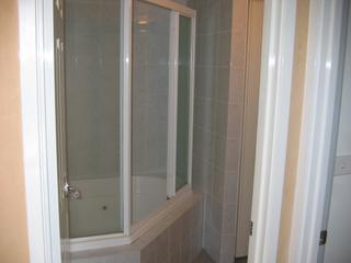 Bathroom (2005-04-05)