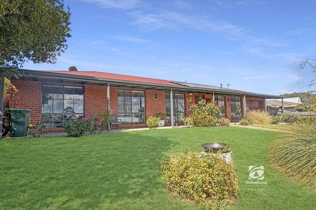 14 Harnham Drive, VIC 3875