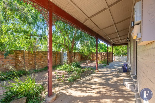 53 Hovell Street, NSW 2590