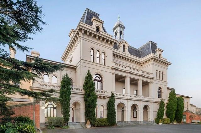 28 Wiltshire Drive, VIC 3101