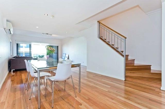 12/2 Agnew Way, WA 6008