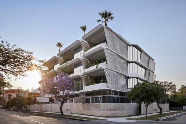 201/121 Oxlade Drive, QLD 4005