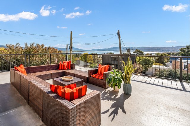 2/24 Bogong Street, NSW 2627