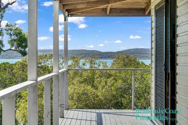 25 Blue Bay Crescent, QLD 4184