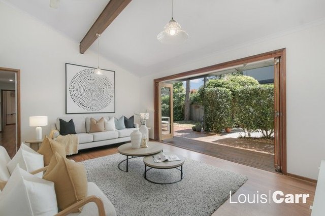 18 Francis Greenway Drive, NSW 2126