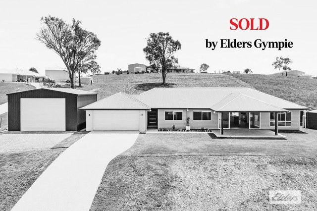 15 Swagmans Ridge, QLD 4570