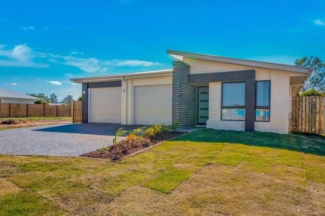 2/12 Swallowtail St, QLD 4340