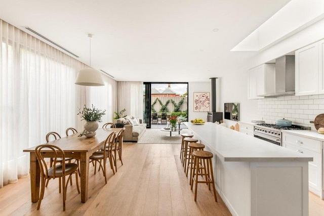 32 Charlotte Street, VIC 3066