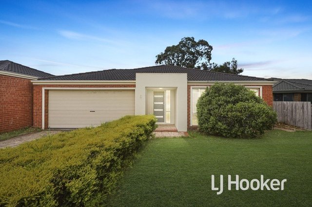 6 Naja Crescent, VIC 3976
