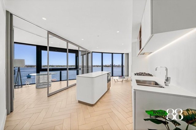 901/11 Barrack Square, WA 6000