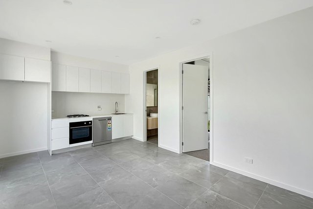 2/16b Greenacre Road, NSW 2500