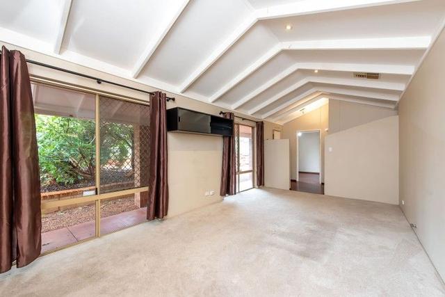 30 Aerolite Way, WA 6027