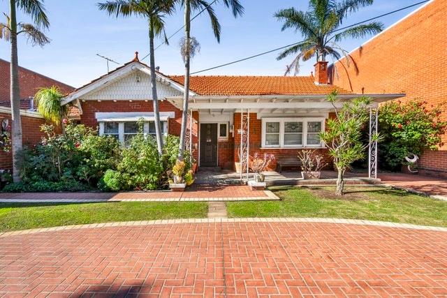 16 Blenheim Street, VIC 3046