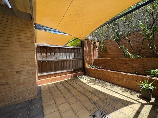 2/4 Charles Street, NSW 2118