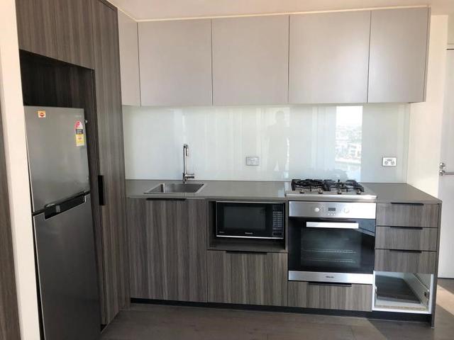 1105/888 Collins Street, VIC 3008