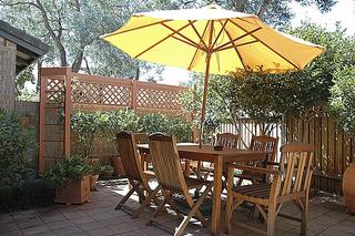Courtyard (2005-03-11)