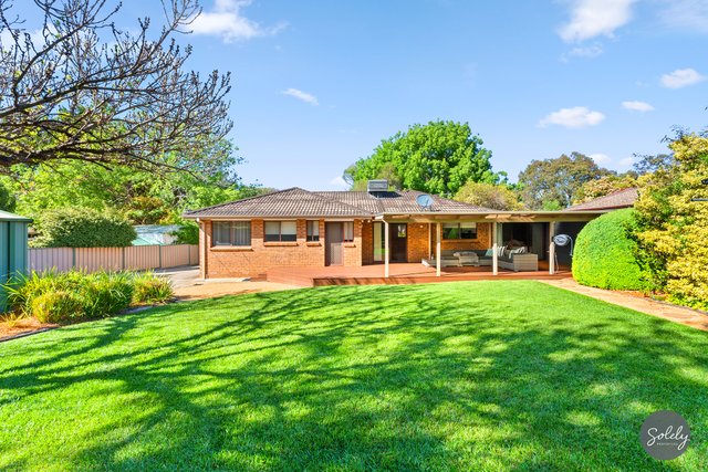 22 Barraclough Crescent, ACT 2904