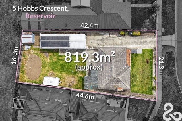 5 Hobbs  Crescent, VIC 3073